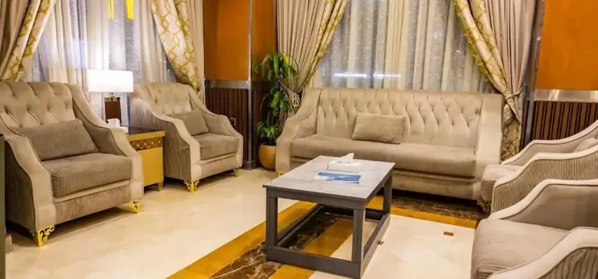 Zowar International Hotel image